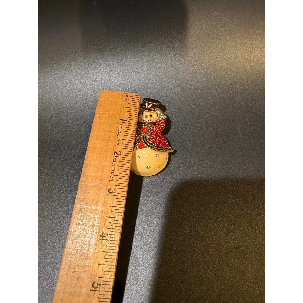 Vintage Style Christmas Snowman Brooch Rhinestone Enamel Holiday Pin Gold Tone